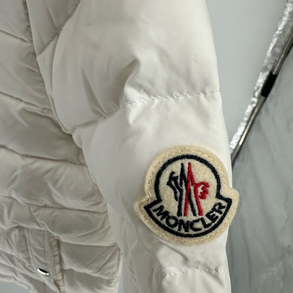 Moncler Cream Puffer Jacket with Logo Patch - Picture 3 of 13